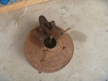 Image 1 of 7