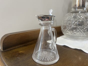 Image 1 of 7