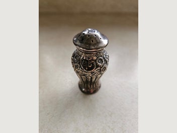 Image 1 of 4
