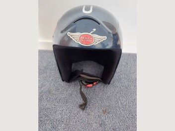 Image 1 of 3