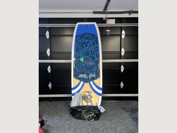 Image 1 of 7