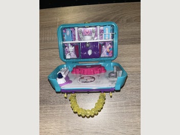 Image 1 of 5