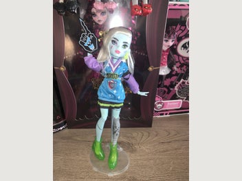 Image 1 of 2