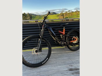 Image 1 of 8
