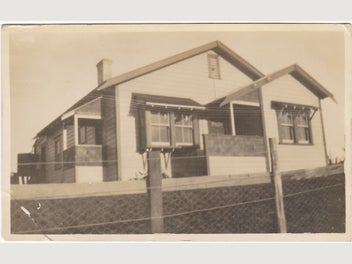 Image 1 of 1