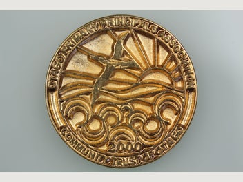 Image 1 of 2