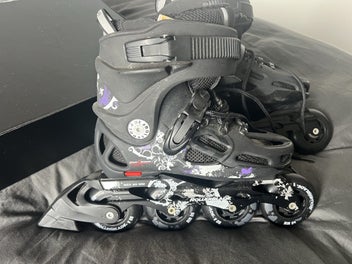 Image 1 of 7