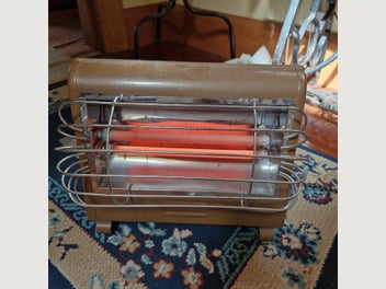Image 1 of 4