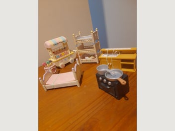 Image 1 of 6