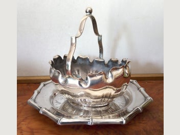 Image 1 of 4