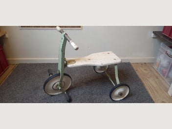 Image 1 of 4