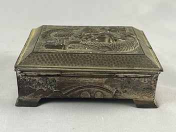 Image 1 of 4