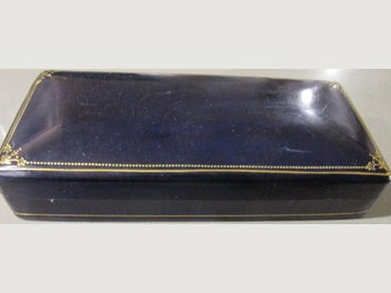 Image 1 of 7