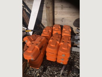 Image 1 of 5