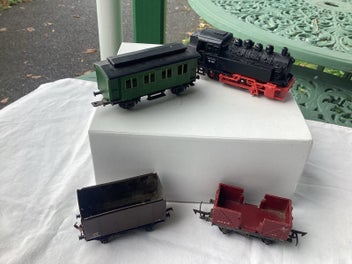 Image 1 of 4