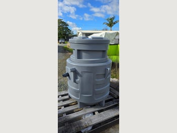 Image 1 of 3