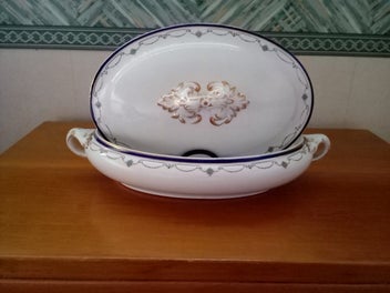 Image 1 of 7