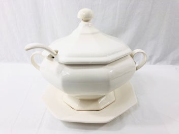 Image 1 of 7