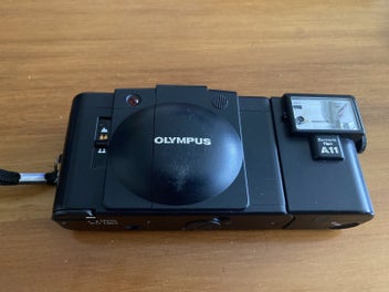 Image 1 of 6