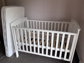 Image 1 of 8