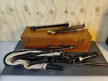 Image 1 of 3