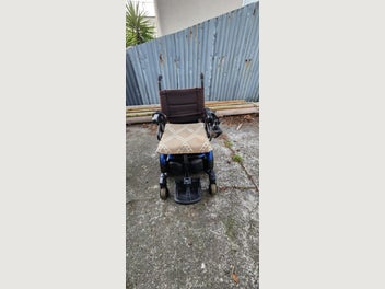 Image 1 of 4