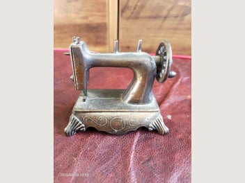 Image 1 of 2