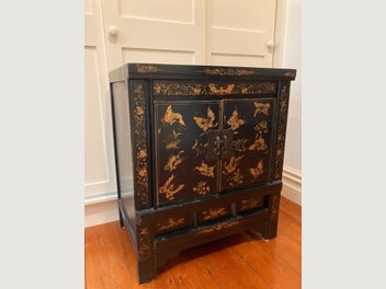 Image 1 of 6