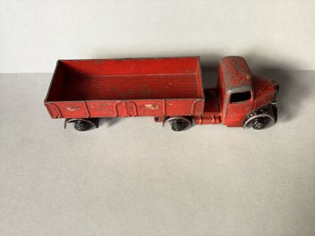 Image 1 of 8