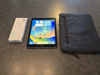 Image 1 of 20