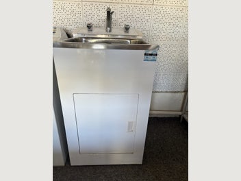 Image 1 of 5