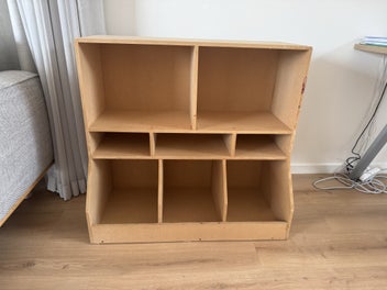 Image 1 of 7
