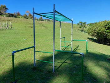 Image 1 of 5
