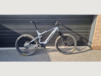 Image 1 of 9