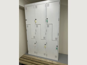 Image 1 of 4