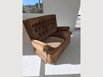 Image 1 of 7