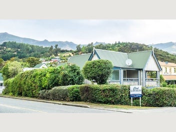 Image 1 of 1