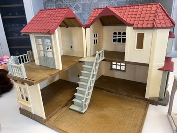 Image 1 of 6