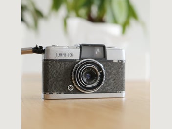 Image 1 of 7