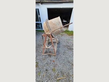 Image 1 of 6