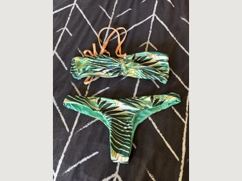 Image 1 of 6