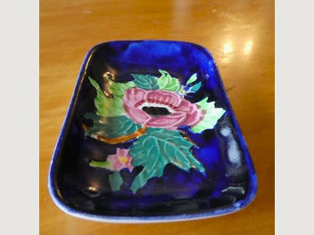 Image 1 of 8