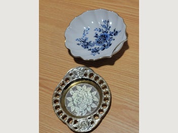 Image 1 of 6