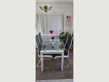 Image 1 of 20