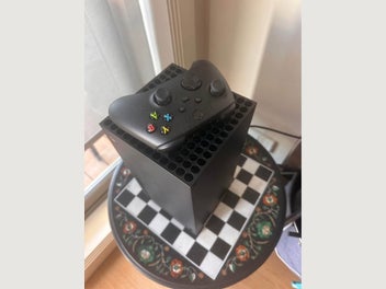 Image 1 of 3