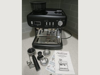 Image 1 of 6