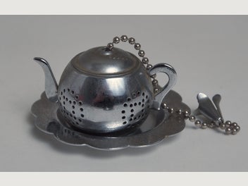 Image 1 of 2