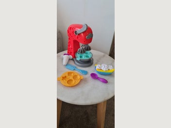 Image 1 of 5