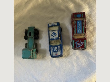 Image 1 of 4