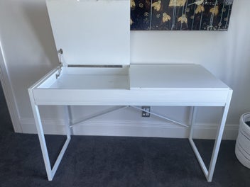 Image 1 of 6